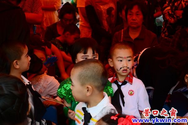 幼兒園里的小胡子