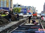 營(yíng)口建豐醫(yī)院前修路進(jìn)行中