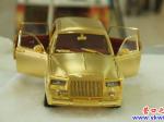 造價(jià)500萬(wàn)元黃金車(chē)模亮相營(yíng)口