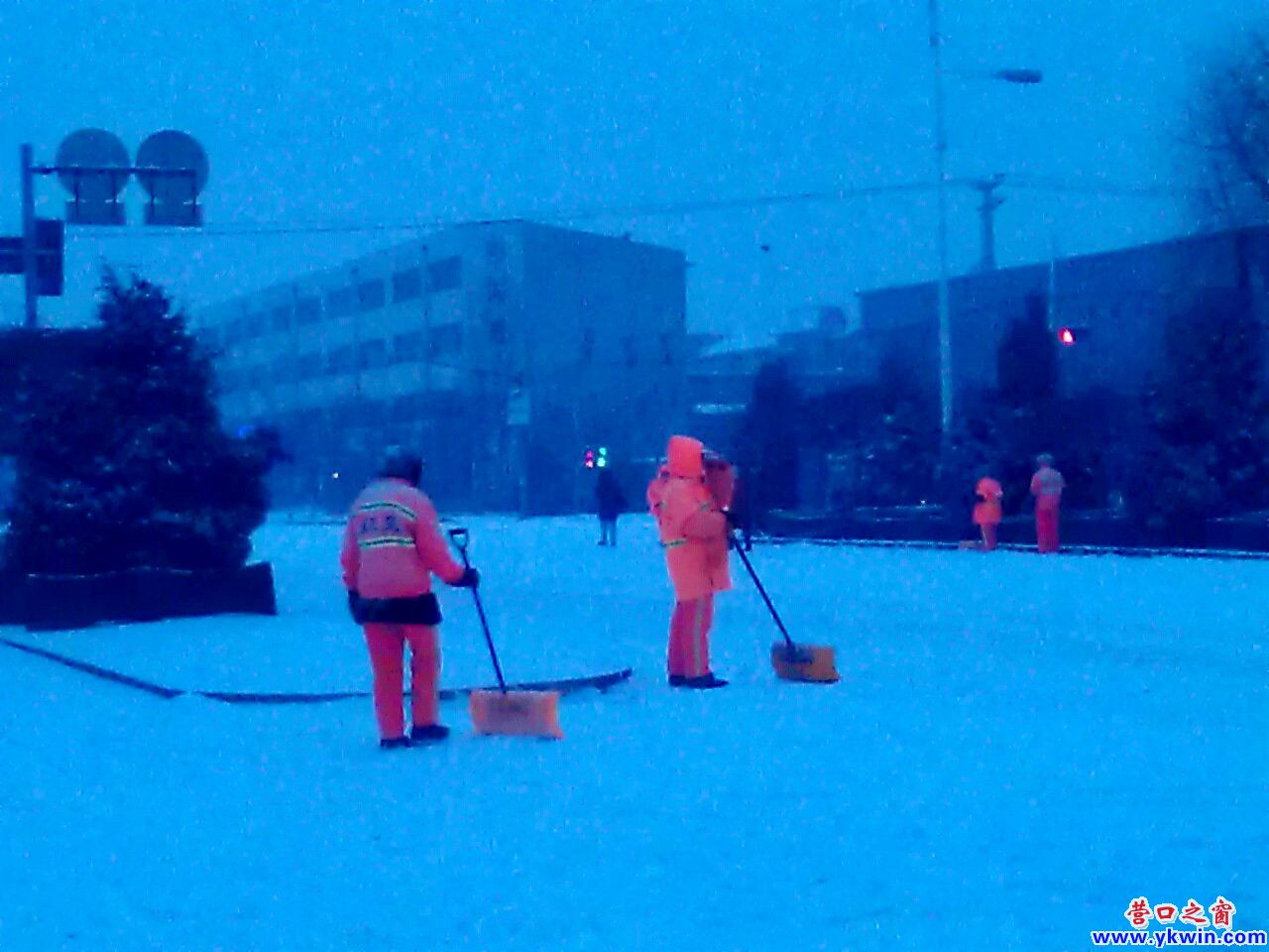 608c081cjw1e0aovs226xj_副本