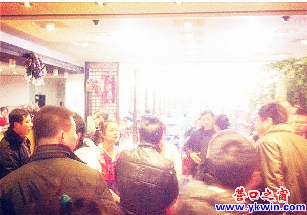 4bf14a7cjw1e0bvj1fxazj_副本_副本