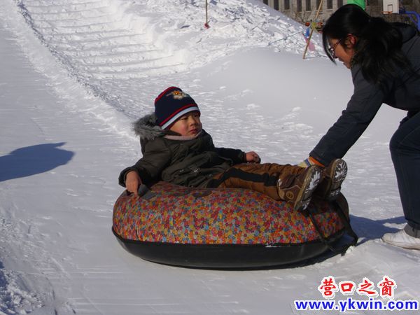 寒流救了营口老城的滑冰（雪）场