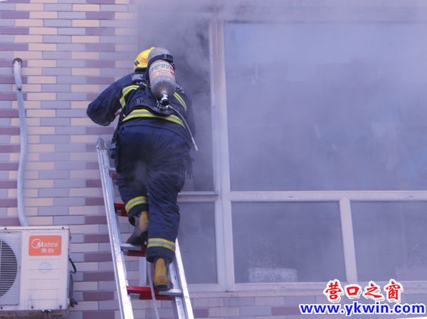 家中无人  电褥起火