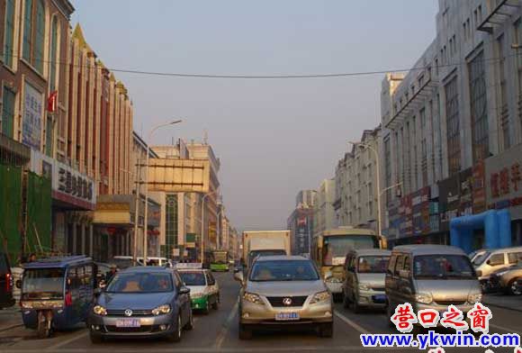 营口市单行路交通拥堵亟待解决
