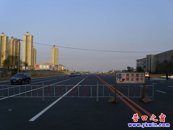六干线尚未竣工 机动车蠢蠢欲动