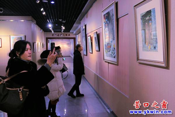 營口博物館舉辦錢國新個人畫展