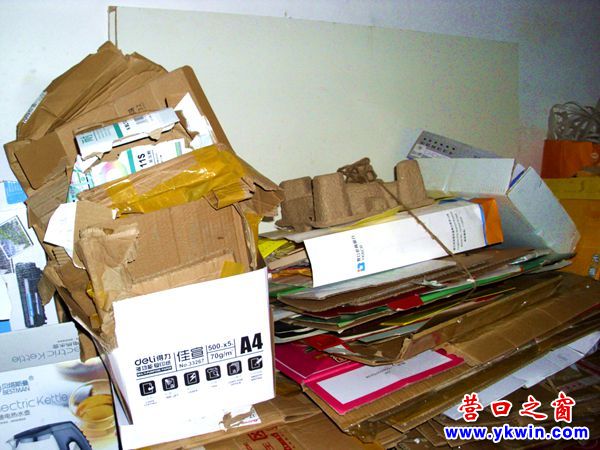 快遞業(yè)迅猛發(fā)展 廢紙盒身價倍增