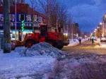 熊岳：环卫夜战保畅通除雪忙