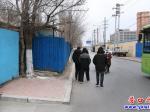 營(yíng)口市西華街：人行道不能“行人”！