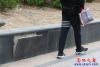 花坛护墙砖脱落5