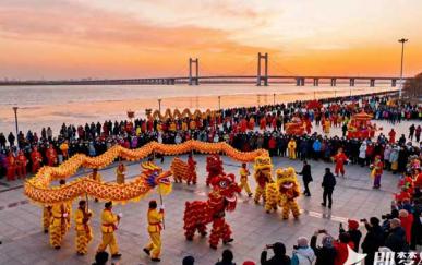 大辽河畔年味浓　营口儿女载歌载舞喜迎新春佳节