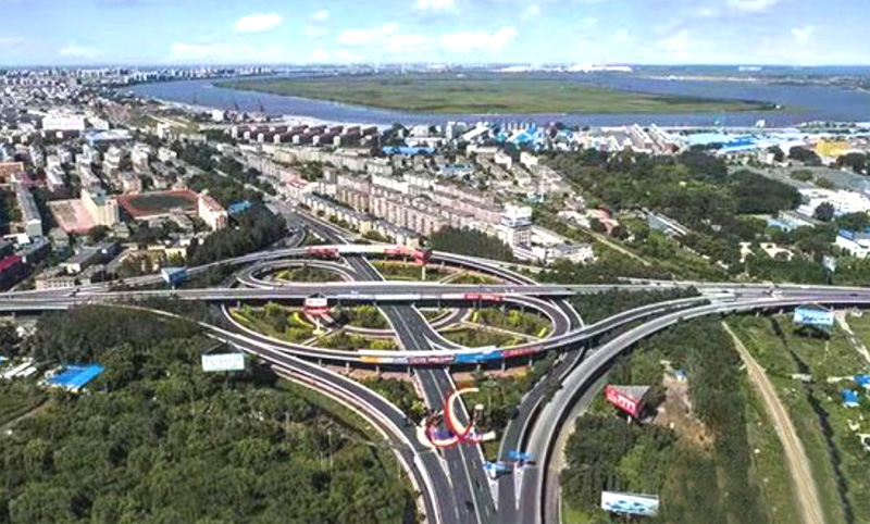 营口立交桥赋 · 港城飞虹通九域坦途织网达八方