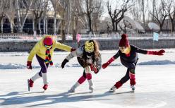营口：镜湖寒冬趣味浓