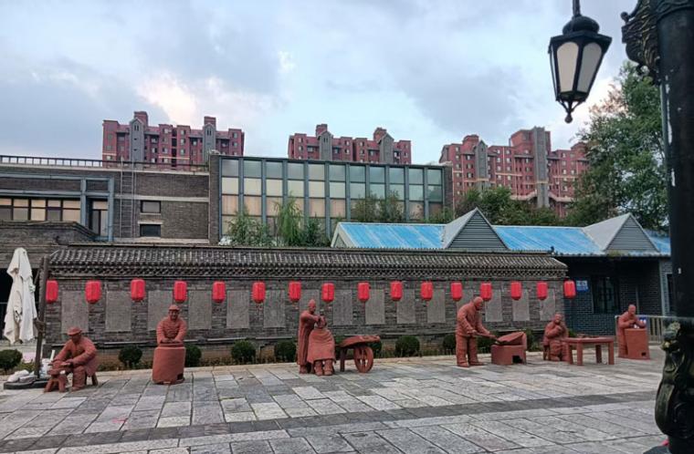 营口辽河老街诗壁美中不足 游客提出几点优化建议